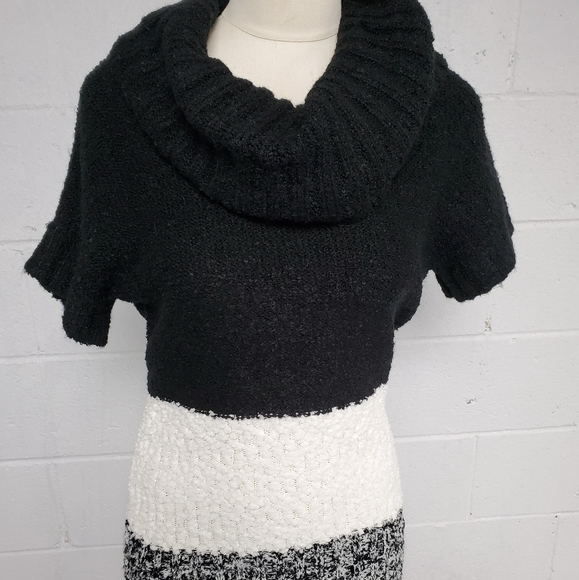 Knitt Sweaters dresses bundle size M - Picture 5 of 12